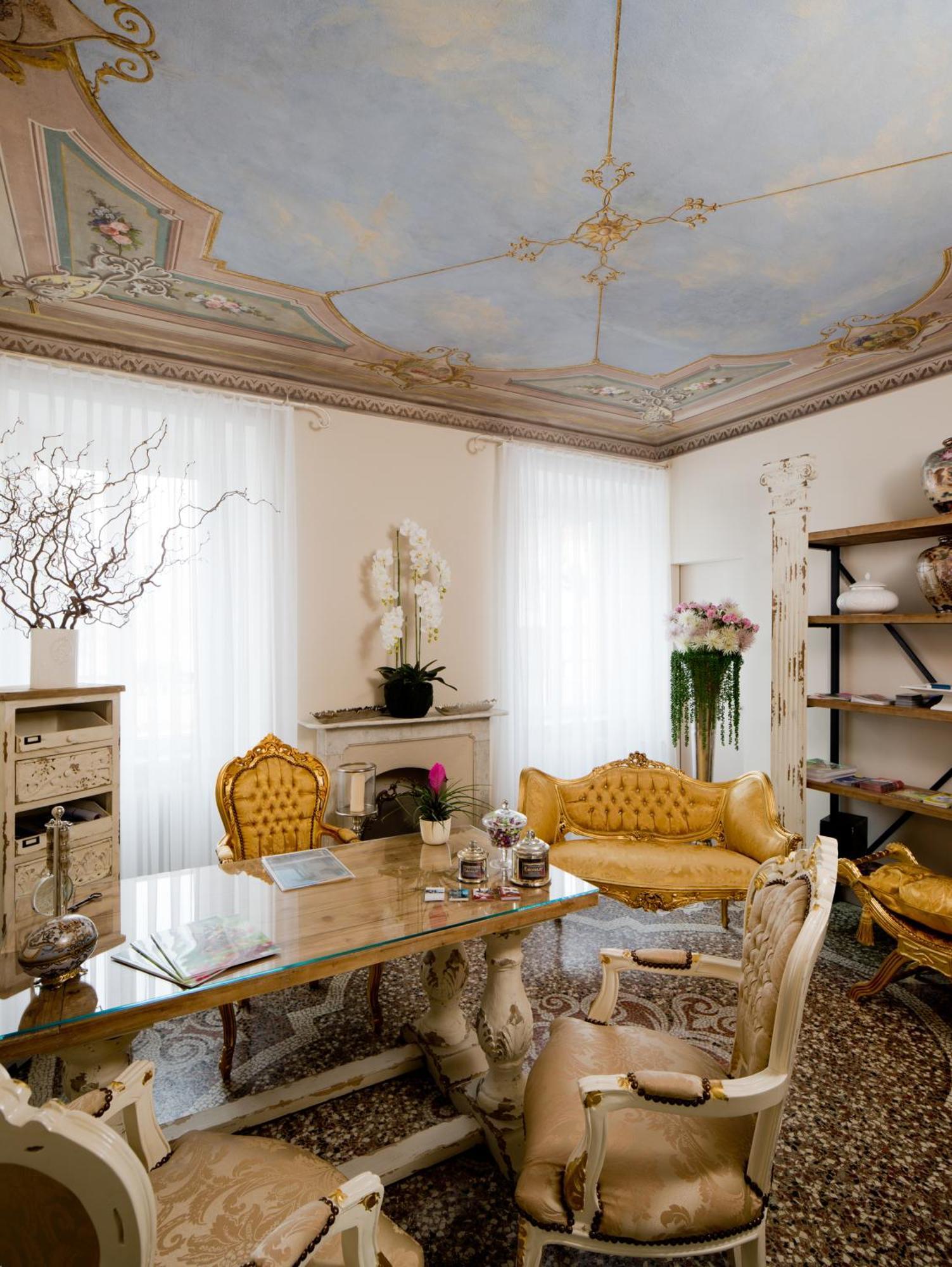 Boutique Hotel Villa Sarnia San Nazzaro Luaran gambar